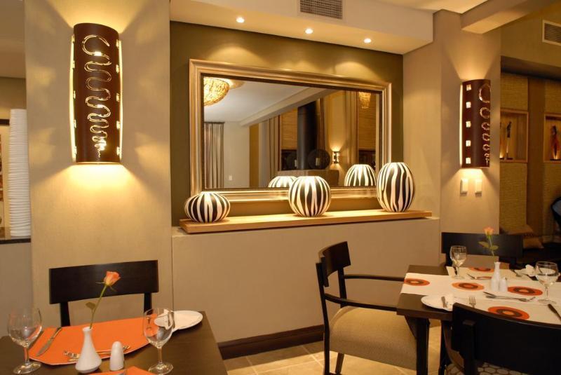 Protea By Marriott Willow Hotel