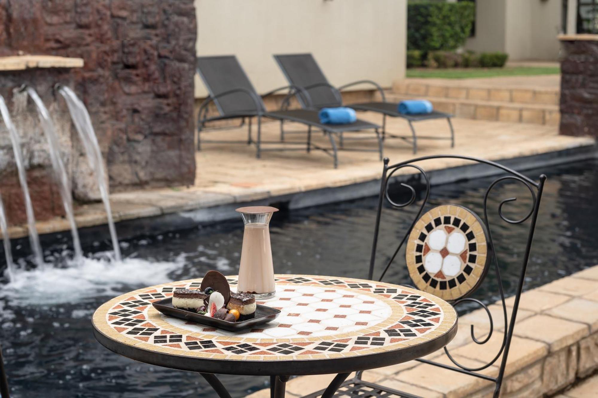 Protea By Marriott Willow Hotel 4*